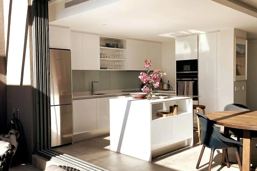 Modern Luxury Penthouse, 15 Minutes Marbella Apartment Estepona 0*,  Spain